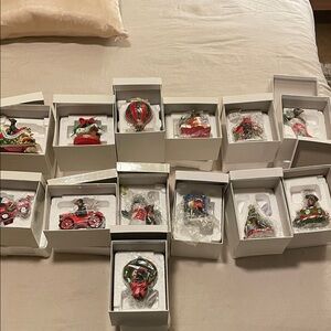 Danbury Mint Daschund Holiday Ornament Set - 2004-2016